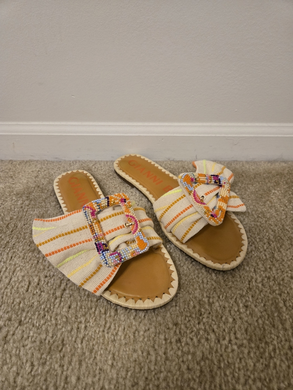 Gianni Bini Jaxson Linen Mismatched Beaded Buckle Sandals Size 8